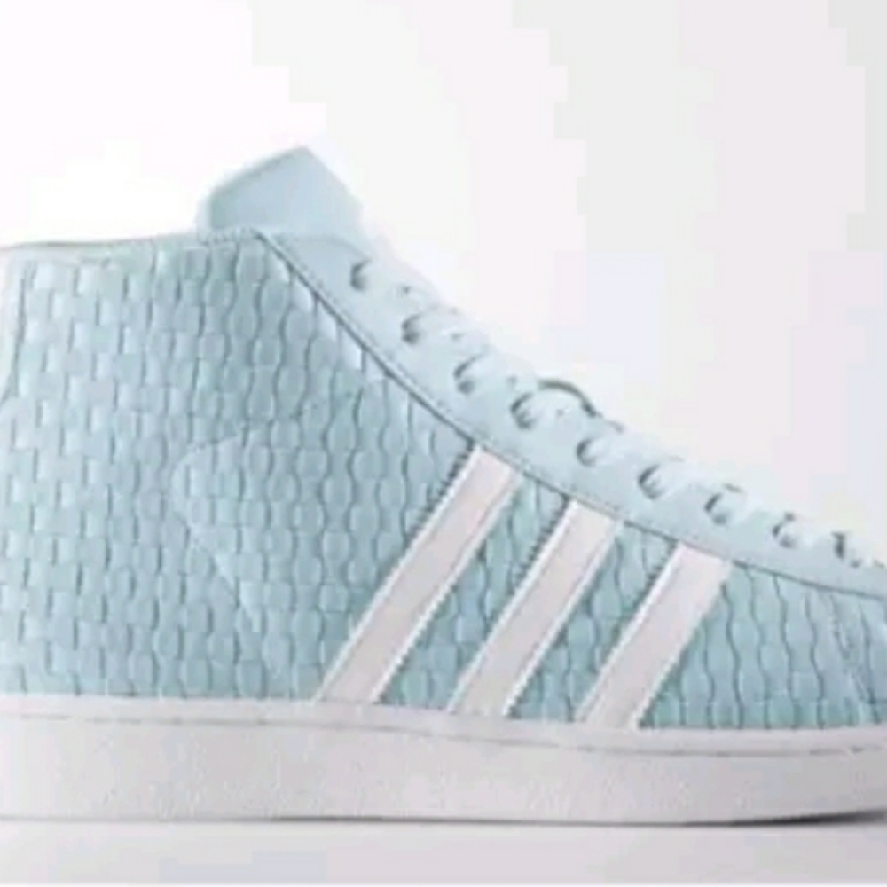 New with box men's Adidas pro model